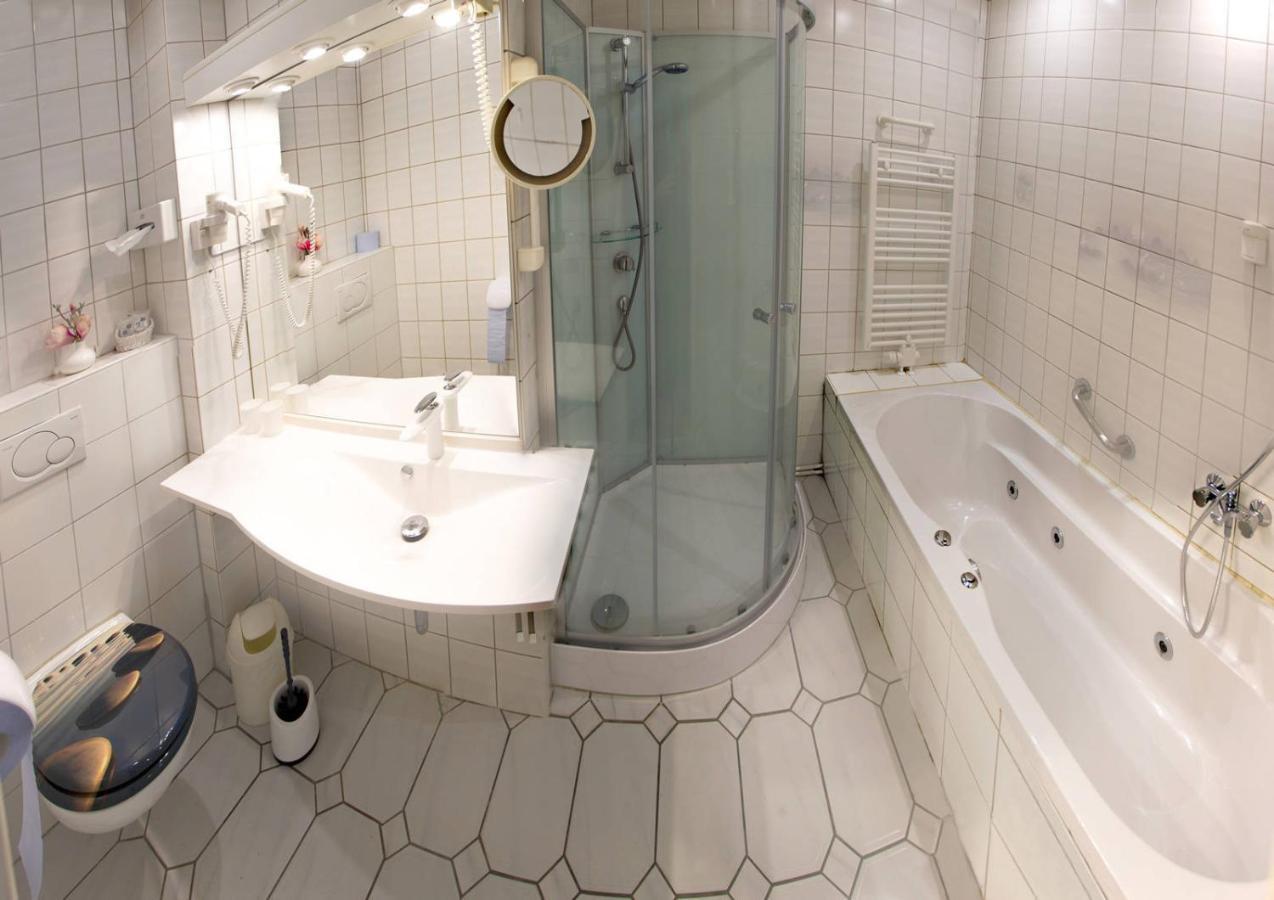 호바흐트 Ferienwohnanlage Duenenhaus 아파트 외부 사진